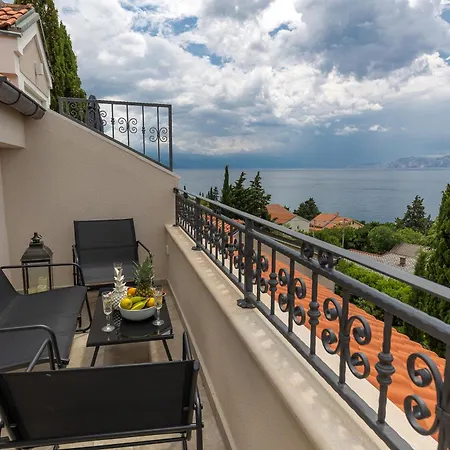 Sea House Lea Apartment Novi Vinodolski Exterior photo