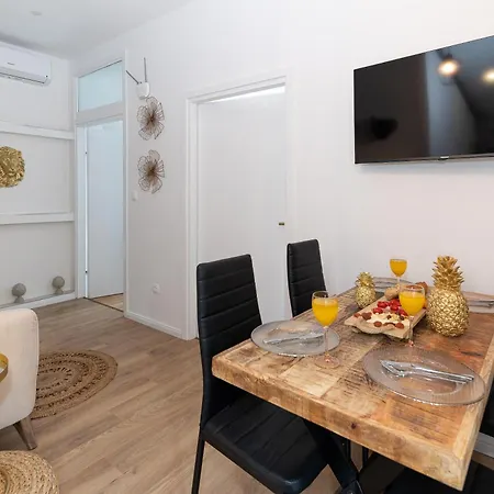 Sea House Lea Appartement Novi Vinodolski Buitenkant foto