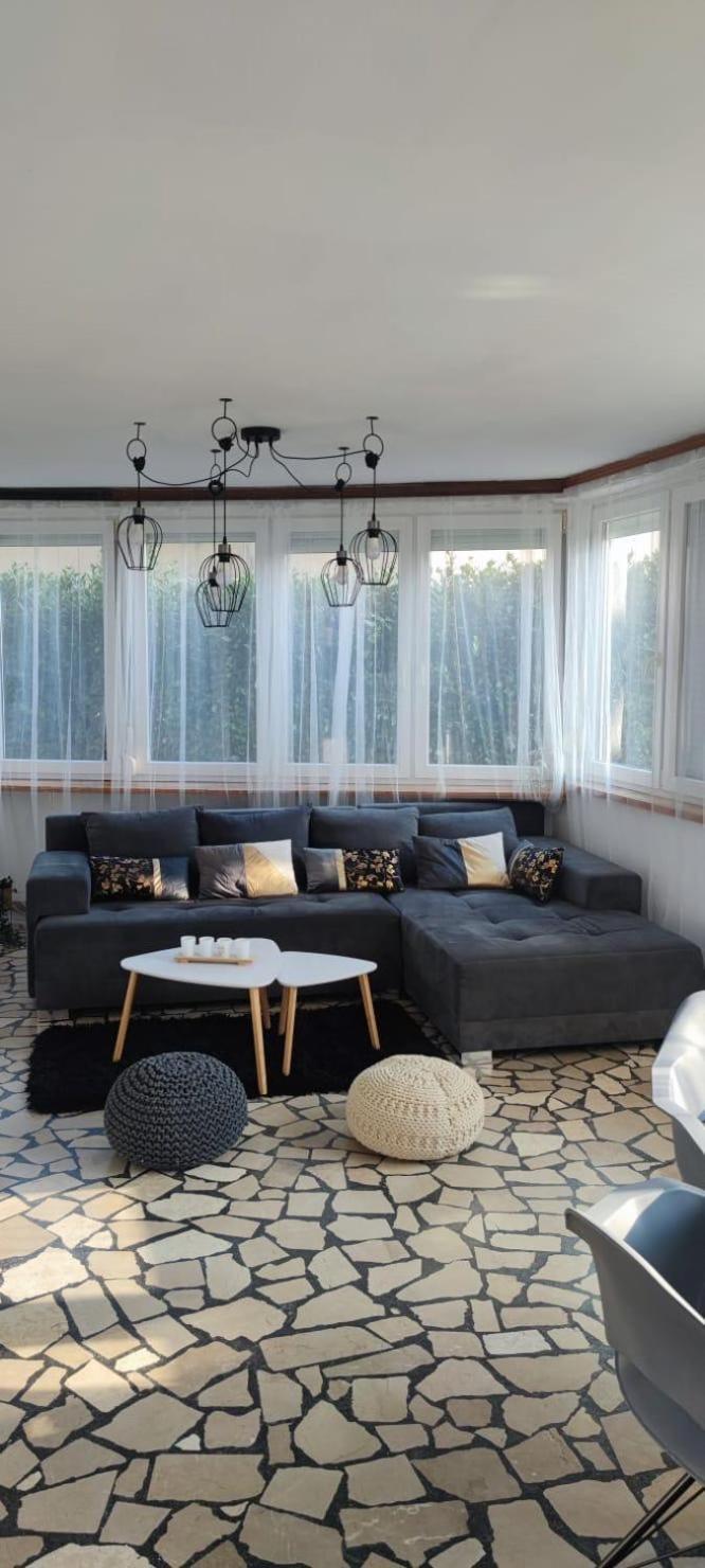 Sea House Lea